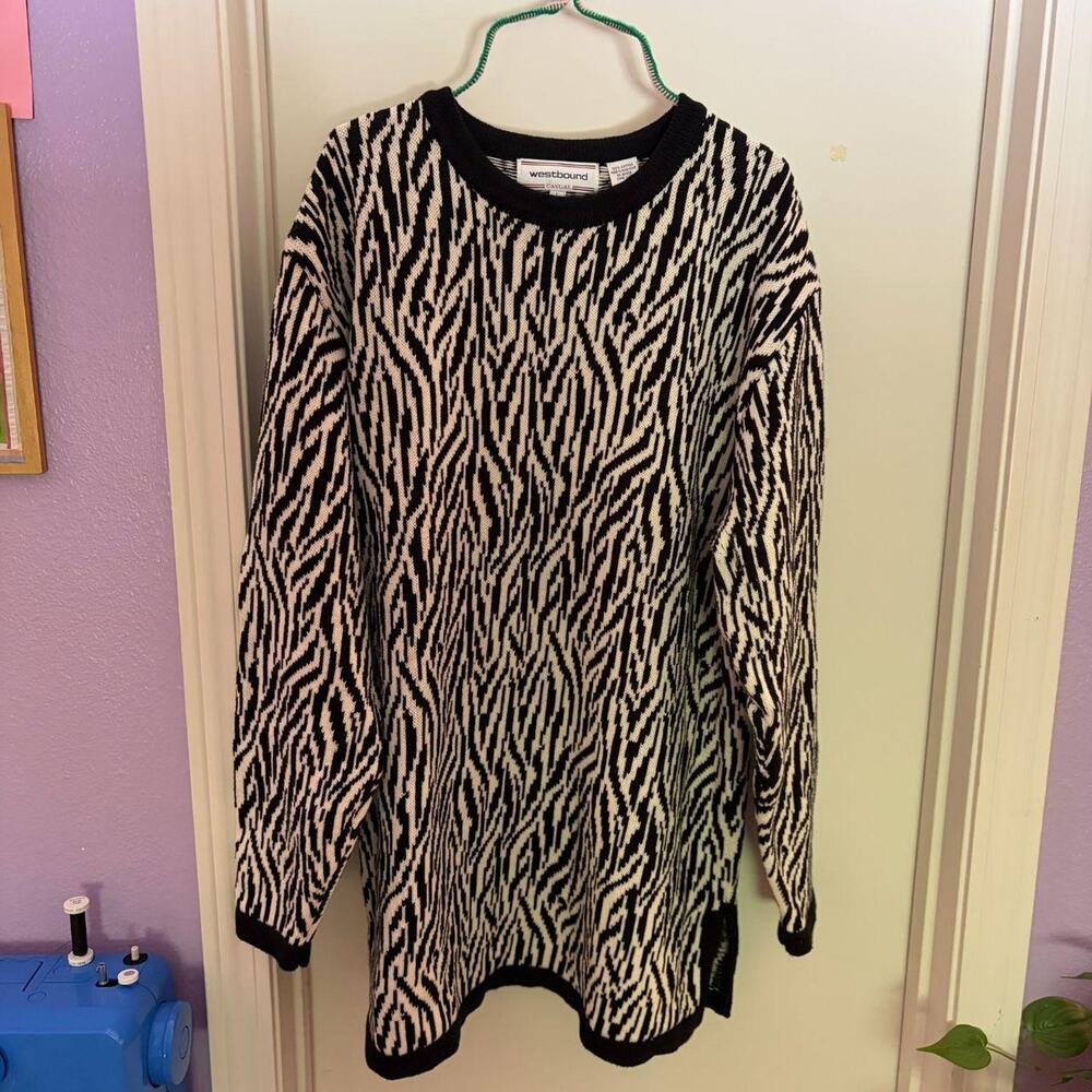 VINTAGE 80s/90s WESTBOUND ZEBRA PRINT OVERSIZED SWEATER